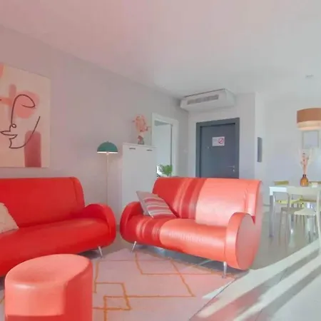 Apartamento 3 Bedroom Maggiore Vacation Maccagno